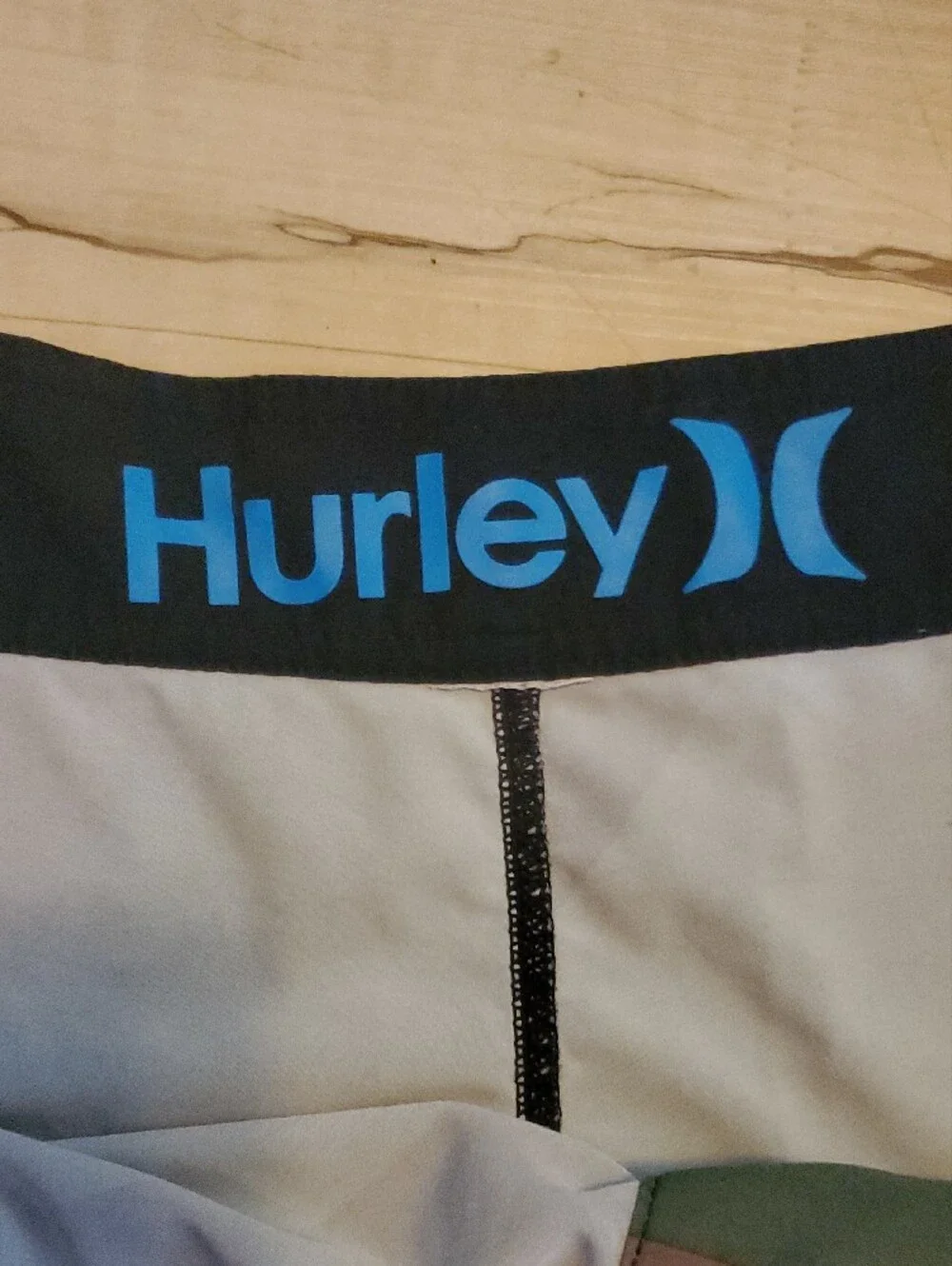 Hurley Men’s Green Brown Black Geometric Boardshorts